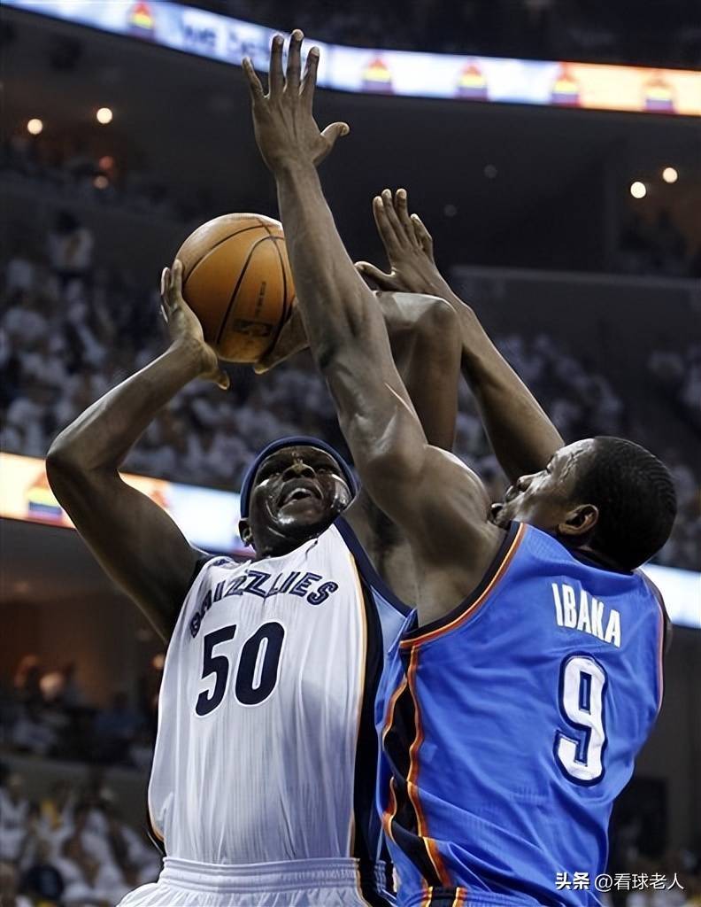 开云体育下载-包含转会期圣安东尼奥马刺备战CBA季后赛，绝杀压哨细节曝光，引发热议，球队文化再被提及的词条