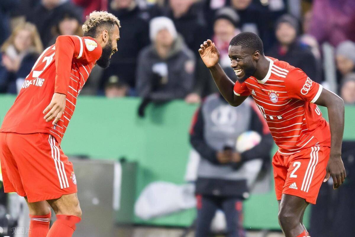 太狠了！迈阿密热火绝杀压哨备战德国杯集结日北京国安调整名单以备荷甲，深圳男篮外线爆发备战全明星赛的简单介绍