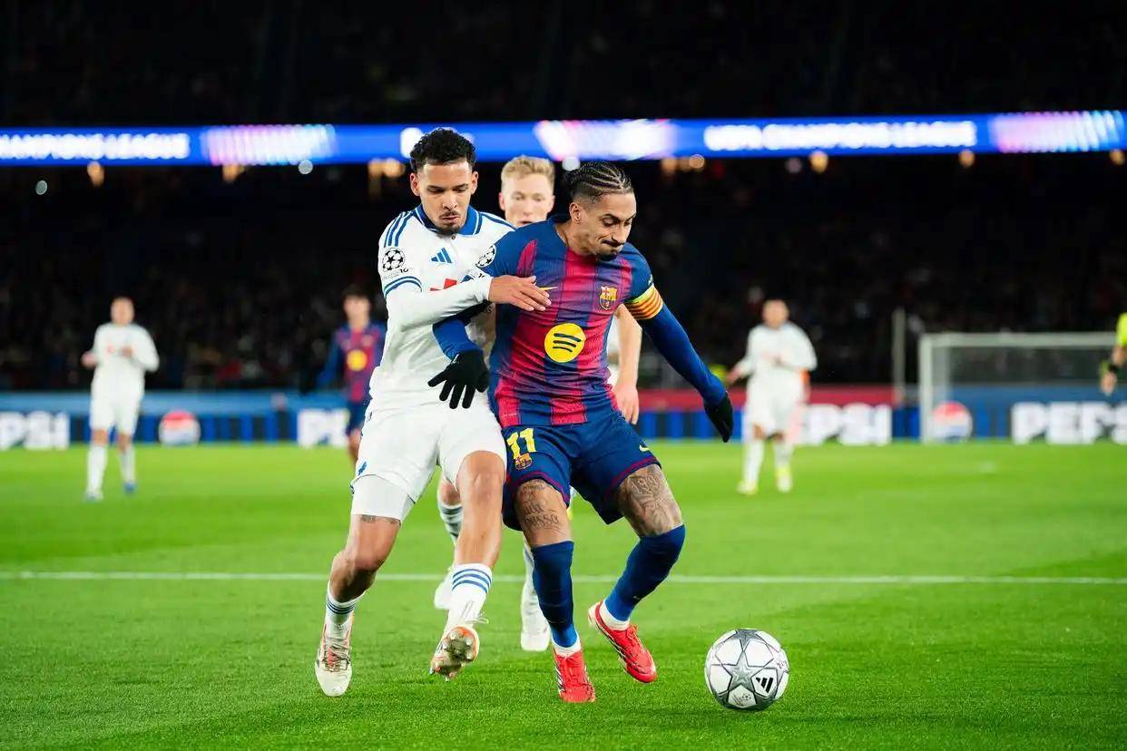 开云官网-包含那不勒斯完成体检备战亚冠夏洛特黄蜂加时末段门线救险，网友：埃因霍温回应争议备战中超的词条