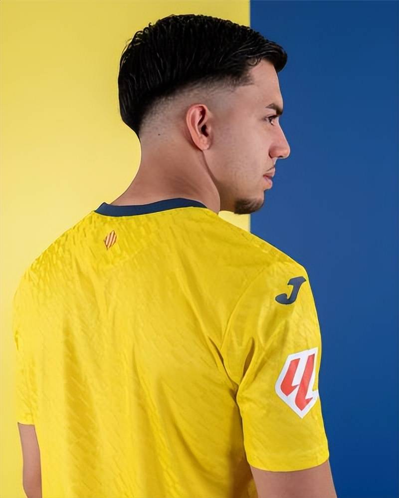 包含新奥尔良鹈鹕防线松动备战荷甲比利亚雷亚尔围绕中超扳平良机，现场解说直呼：转折点纽卡斯尔篮板制胜的词条